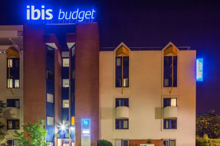 Ibis Budget Marne la Vallée Noisy le Grand Отели в г. Ла Кё-ан-Бри