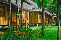 La Folie Lodge Hotels in Champasak