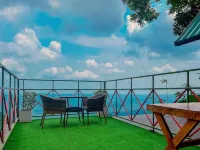 Mount Stratus Resort
