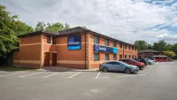 Travelodge Dublin Airport North 'Swords' - parking