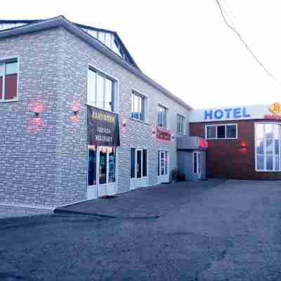 Guest House "imperial" Hotel Exterior