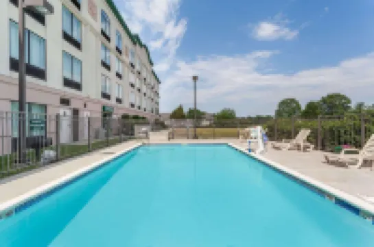 วินเกท บายวินด์แฮม ไวน์แลนด์/มิลวิลล์