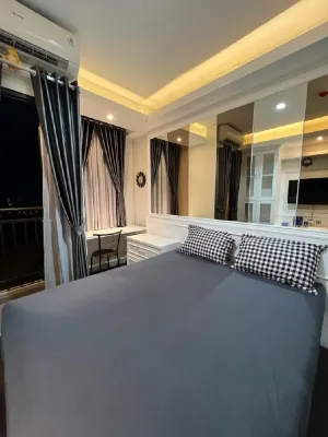 RedLiving Apartemen Transpark Cibubur - Ens Room Hotels in Jatikarya