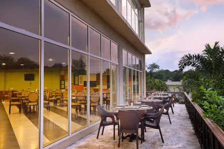 Justa Rudra Resort & Spa Отели в г. Райгад