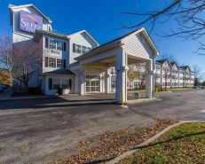 Revel Hotel des Moines Urbandale, Tapestry Collection by Hilton