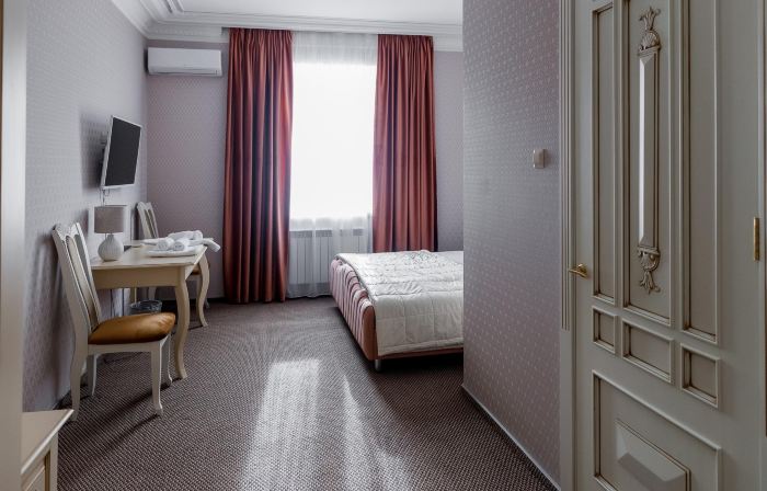 Afiny Hotel