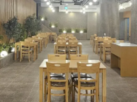 Geojedo Gohyeon Hotel Vibe 巨濟市酒店