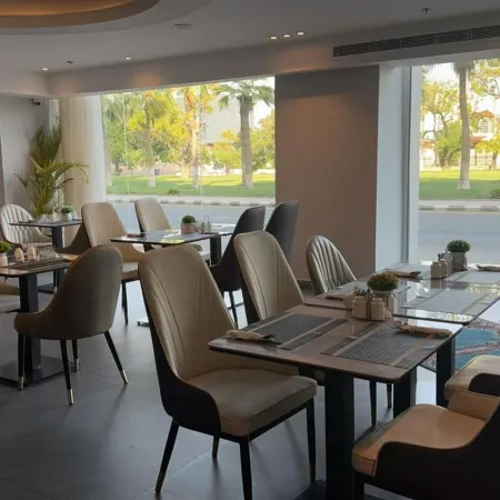 Sarwat Park Hotel Jeddah Отели рядом с достопримечательностью «Банкетный зал Leylaty»