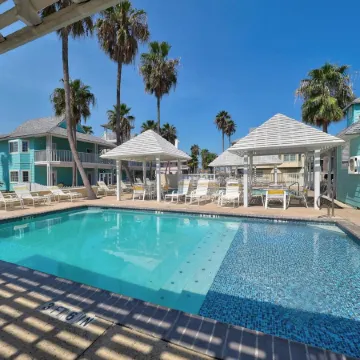 Seashell Village Resort Near the Beach with Kitchens