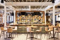 The Confluence Hotel - Bars