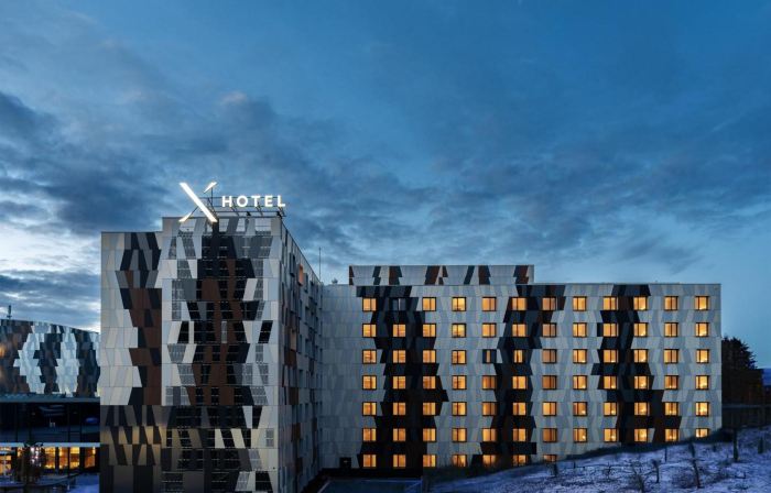 X Hotel