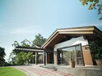 The Carmelence View Villa - Bed and Breakfasts