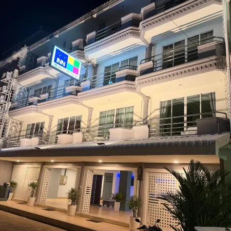 The Beach Inn Cha-Am