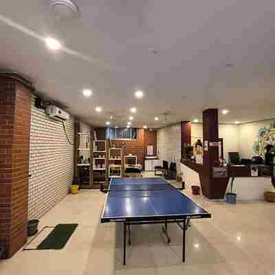 Tatsat Hostel & Cafè Fitness & Recreational Facilities