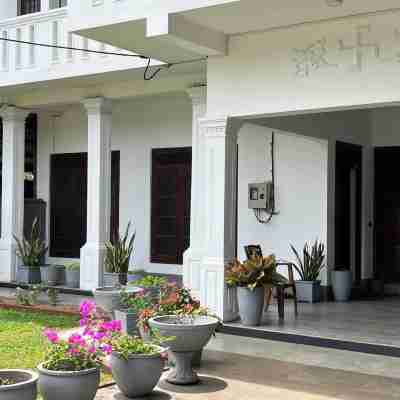 Villa Namal near Madu River AC Units,Wi-Fi,kitchen Hotel Exterior