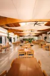 Aparthotel Ciudad Laurel - breakfast
