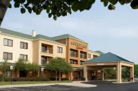 Courtyard Columbus Airport Hotel di Bexley