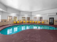 伍德沃德拉昆塔温德姆套房酒店 伍德沃德縣酒店