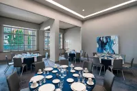 Delta Hotels Richmond Downtown - sarapan