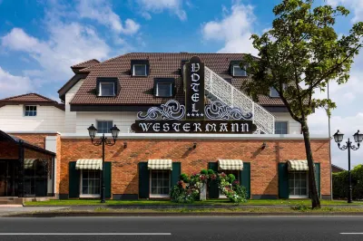 Hotel Westermann Hotels near Bruckenbaudenkmal A2 "Hesseler"