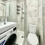 Metro Apartments