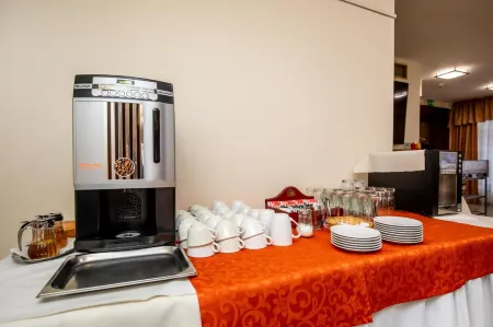 Hotel Boss Отели в г. Раецке-Теплице