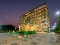Golden Leaf Resort Hotels in Dhule