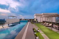 Sandal Suites by Lemon Tree Hotels - Uima-altaat