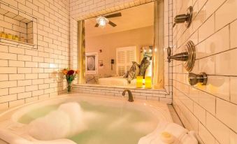 Carriage Way Inn Bed & Breakfast Adults Only - 21 Years Old and up