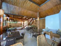 Palms Cove Resort