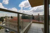Enjoy Views of Jerusalem from Chic Flat