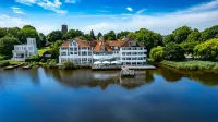 Seehotel Fährhaus Hotels near Open Air Museum Ammerland farmhouse