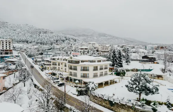 莫塔裏生活酒店