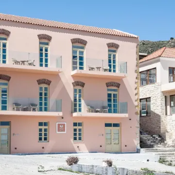 Avra Apartments Kolymbari Harbour