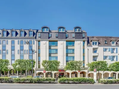 ibis Rueil-Malmaison Centre Hotels near Malmaison Castle