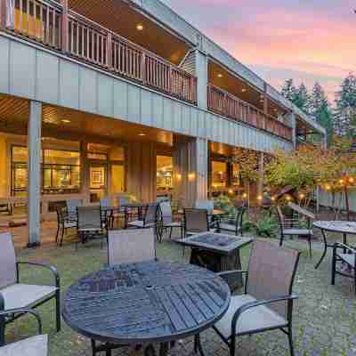 Mt Hood Oregon Resort, BW Premier Collection Hotel Exterior