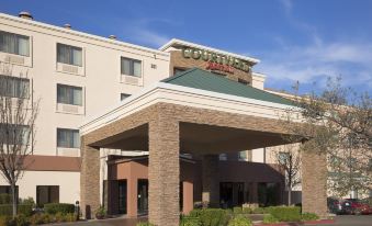 Courtyard Roseville Galleria Mall/Creekside Ridge Drive