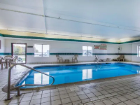 Rodeway Inn Hotels in Dodge County