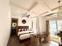 체크 인 홈즈, 리쉬케시 나렌드라 나가르 호텔