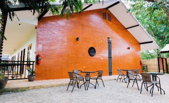 The Cozy Hotel