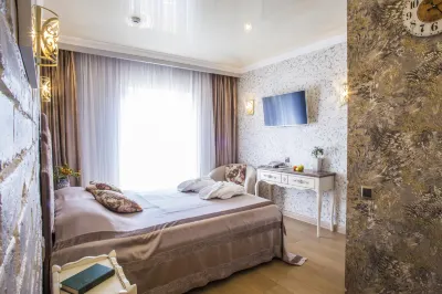 誠實契訶夫飯店 聖母瑪利亞誕生大教堂附近的飯店