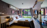 Bluroc Huahin Pool View - Condos