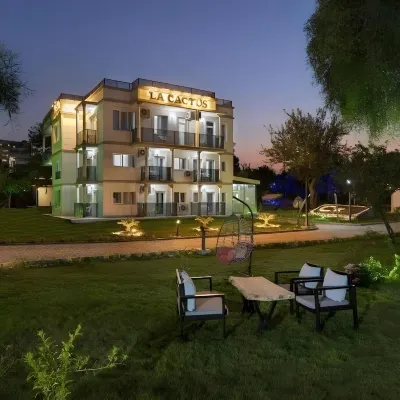 La Cactus Boutique Hotel Hotels in de buurt van Konyaaltı Beaches