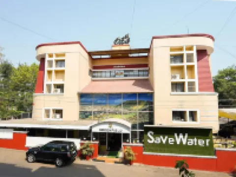 Hotel Green Field Hotels in Satara