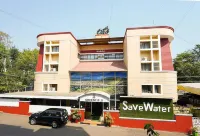 Hotel Green Field Hotels in Satara