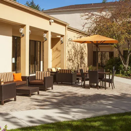 Courtyard Charlottesville Отели в г. Рио
