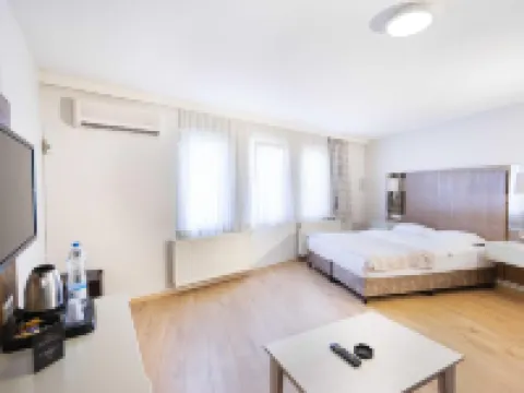 Hotel Libiza โรงแรมในเกบซี