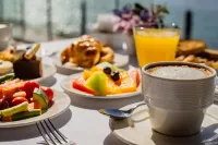 Alma Del Lago Suites & Spa - breakfast