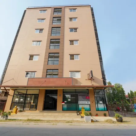 RoomQuest Sps Hotel and Residence