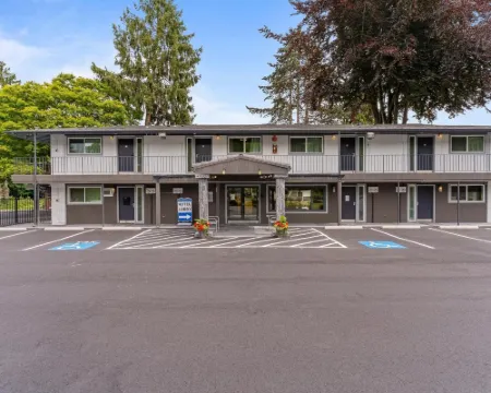 Interurban Suites Hotel, a Dazzler Select by Wyndham Hotels in Tukwila